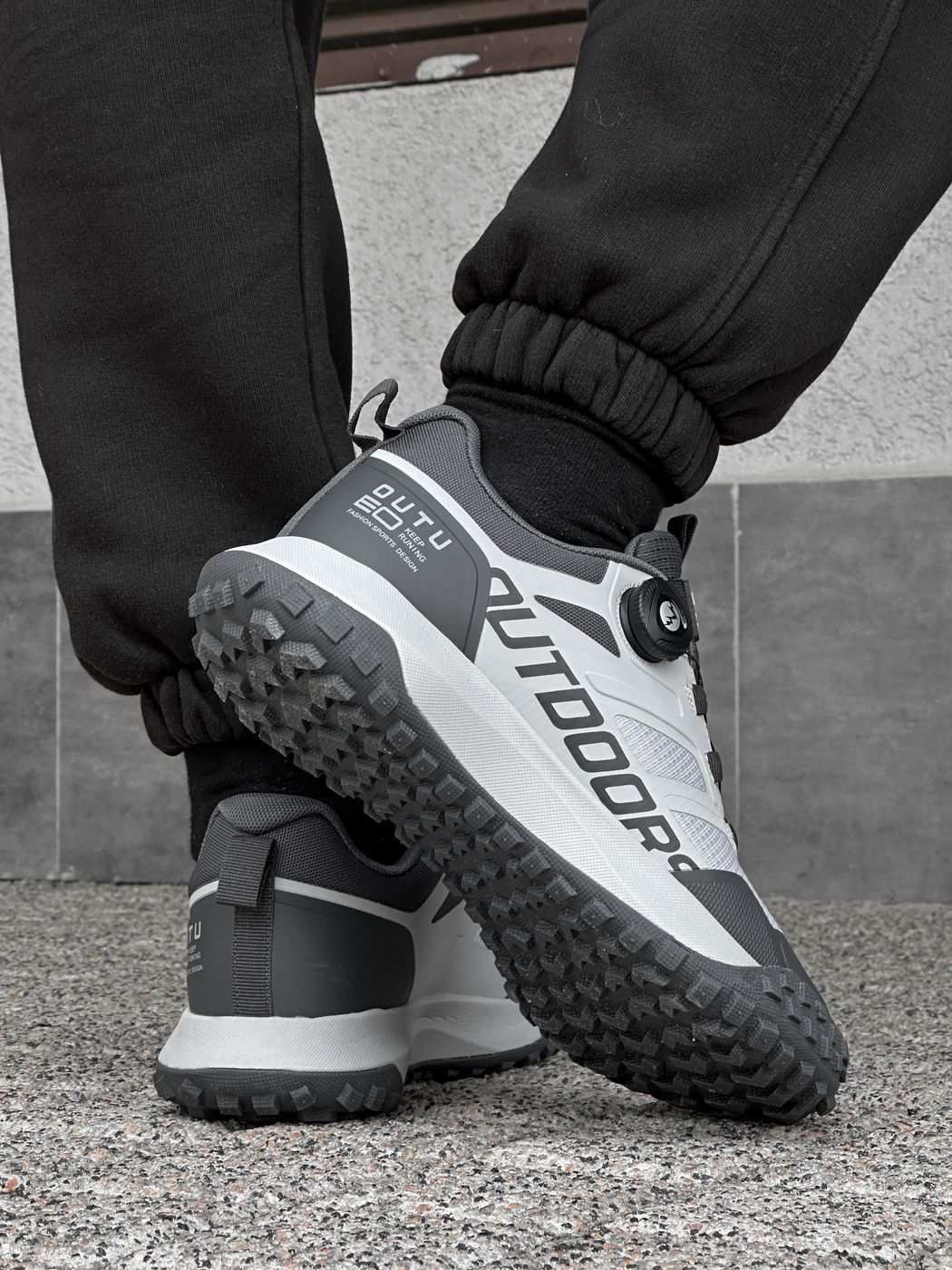 Кроссовки мужские серые термо waterproof, 41